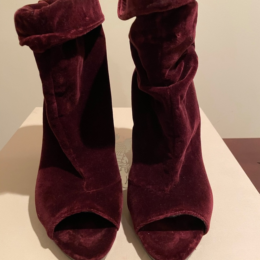 Authentic Burberry peep toe boots